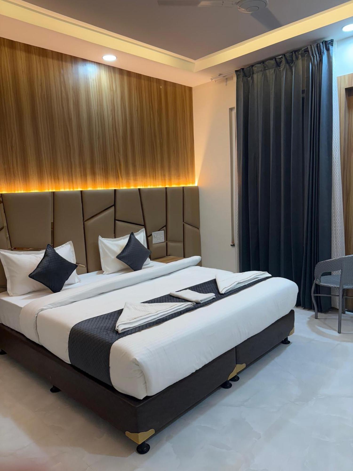 The Janki Hotel Ayodhya Dış mekan fotoğraf